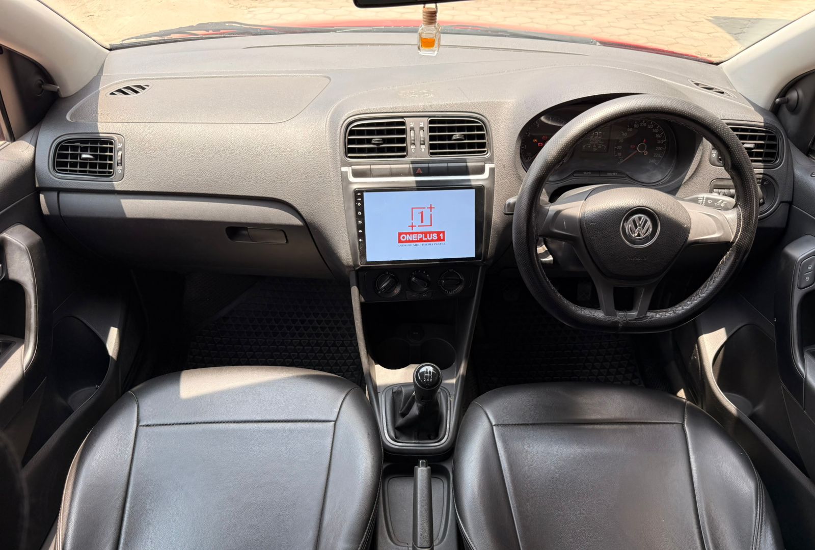 Volkswagen Polo - Image 9